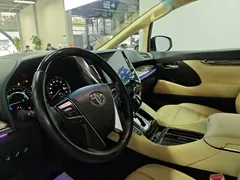 2021 Toyota Alphard Hybrid 2.5L Premium, белый — фото 5