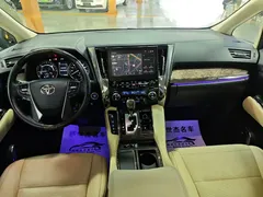 2021 Toyota Alphard Hybrid 2.5L Premium, белый — фото 7