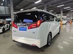 2021 Toyota Alphard Hybrid 2.5L Premium, белый — фото 15