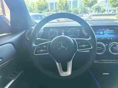 2022 Mercedes-Benz GLB 200, чёрный — фото 11