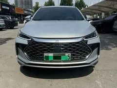 2025 BYD Tang DM-i 175KM — фото 2