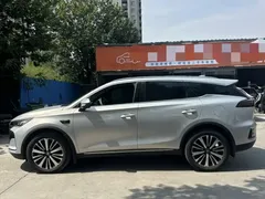 2025 BYD Tang DM-i 175KM — фото 3