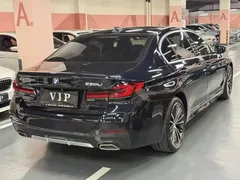 2022 BMW 5 Series 5 530Li M, чёрный — фото 7