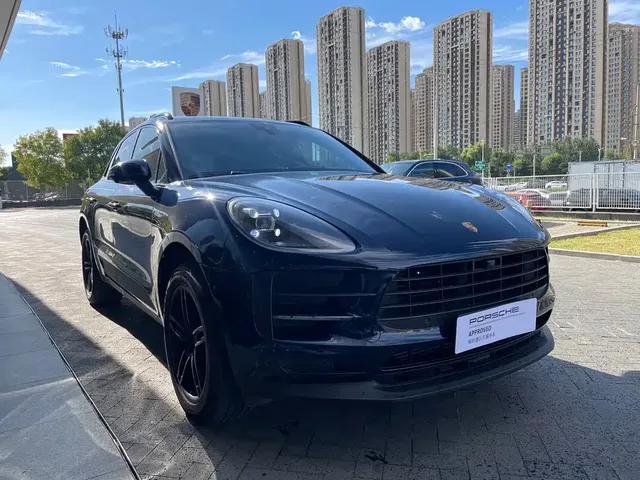 2021 Porsche Macan 2.0T