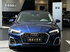 2021 Audi A5 Sportback 40 TFSI quattro, синий — фото 2