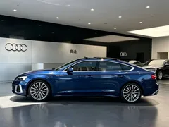 2021 Audi A5 Sportback 40 TFSI quattro, синий — фото 11