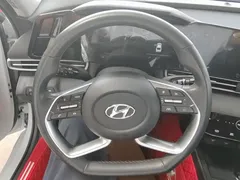2021 Hyundai Elantra 1.5L CVT LUX Premium, белый — фото 15