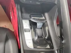 2021 Hyundai Elantra 1.5L CVT LUX Premium, белый — фото 16