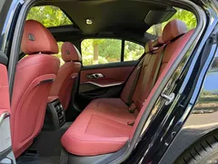 2025 BMW 3 Series 330i M, чёрный — фото 9