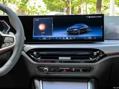 2025 BMW 3 Series 330i M, чёрный — фото 18