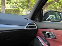 2025 BMW 3 Series 330i M, чёрный — фото 20
