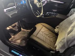 2025 BMW 5 Series 530Li M, белый — фото 3