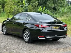 2022 Lexus ES 200, чёрный — фото 12
