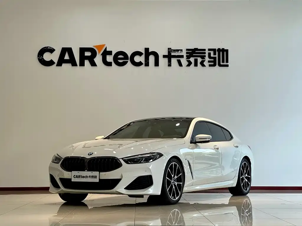 2021 BMW 8 Series 8 840i M