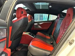 2021 BMW 8 Series 8 840i M, белый — фото 13
