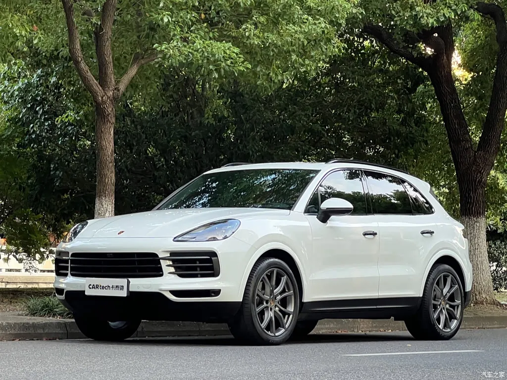 2023 Porsche Cayenne 3.0T Platinum