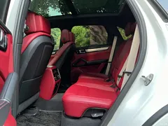 2023 Porsche Cayenne 3.0T Platinum, белый — фото 6