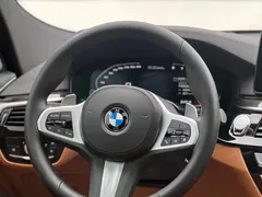 2021 BMW 6 Series GT 6 GT 630i M, чёрный — фото 9