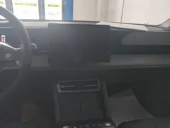 2025 BYD Qin L EV 545km Superior — фото 13