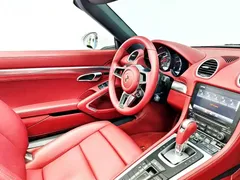 2022 Porsche 718 Boxster 2.0T, белый — фото 11