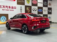 2022 Audi A3L Limousine 35 TFSI — фото 4