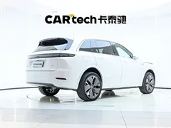 2025 Li Auto L7 Ultra, белый — фото 3