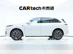 2025 Li Auto L7 Ultra, белый — фото 8