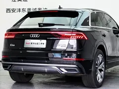 2023 Audi Q8 55 TFSI, чёрный — фото 25