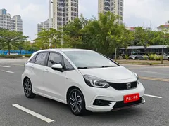 2021 Honda LIFE 1.5L CVT SPORT, белый — фото 2
