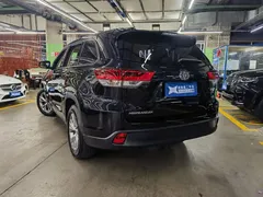 2021 Toyota Highlander 2.0T 4WD Elite 7, чёрный — фото 4