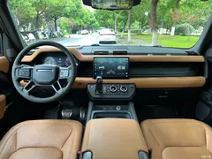 2024 Land Rover Defender 110 5.0T V8, чёрный — фото 12