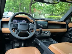 2024 Land Rover Defender 110 5.0T V8, чёрный — фото 15