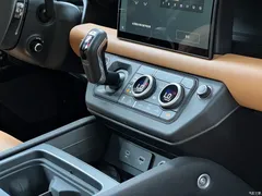 2024 Land Rover Defender 110 5.0T V8, чёрный — фото 18