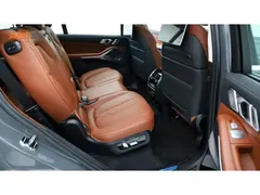 2022 BMW X7 X7/M50i/4.4T/21 xDrive — фото 8