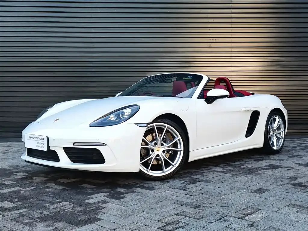 2022 Porsche 718 Boxster 2.0T