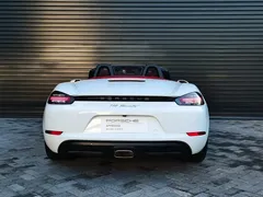 2022 Porsche 718 Boxster 2.0T, белый — фото 8