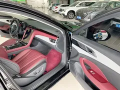 2025 Hongqi H5 PHEV 170, чёрный — фото 11