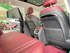 2025 Hongqi H5 PHEV 170, чёрный — фото 20