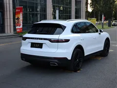 2022 Porsche Cayenne 3.0T Platinum, белый — фото 4