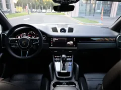 2022 Porsche Cayenne 3.0T Platinum, белый — фото 10