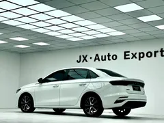 2022 Geely Emgrand 1.5L CVT, белый — фото 6