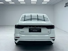 2022 Geely Emgrand 1.5L CVT, белый — фото 9