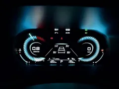 2022 Geely Emgrand 1.5L CVT, белый — фото 23