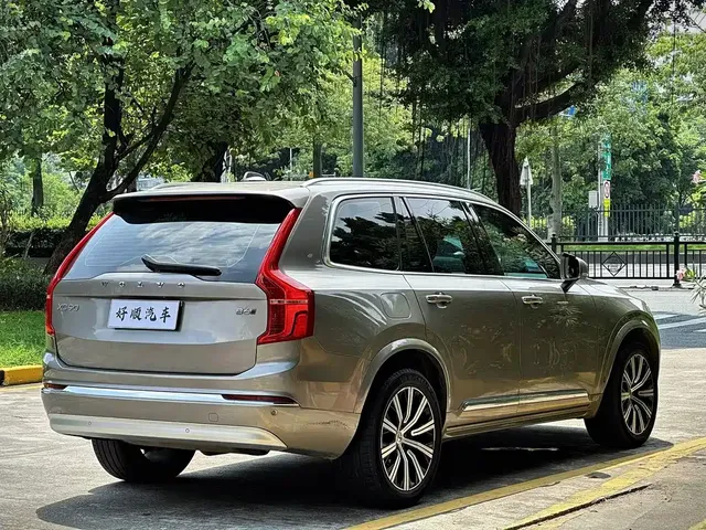 2022 Volvo XC90 7
