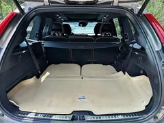 2022 Volvo XC90 7 — фото 23
