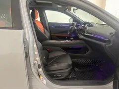 2023 Changan UNI-V iDD PHEV 1.5T 113km — фото 10