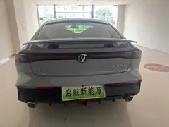 2023 Changan UNI-V iDD PHEV 1.5T 113km — фото 12