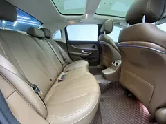 2023 Mercedes-Benz E-Class E 350 e L PHEV Sedan, чёрный — фото 22