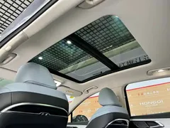 2025 Hongqi H5 PHEV 170 — фото 14