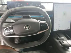 2023 Changan Lamore 1.5T GDI DCT Pilot, белый — фото 11